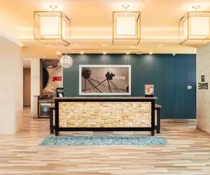 Photo 4 - Hampton Inn & Suites Mission Viejo