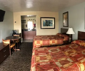 Photo 3 - Immokalee Inn