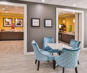 Photo 4 - Hampton Inn Emporia