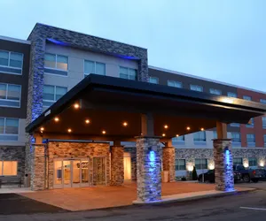 Photo 2 - Holiday Inn Express & Suites Pittsburgh - Monroeville, an IHG Hotel