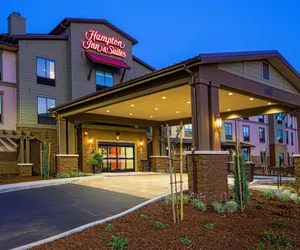 Photo 2 - Hampton Inn & Suites Buellton/Santa Ynez Valley