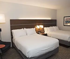 Photo 3 - Holiday Inn Express & Suites Sterling by IHG