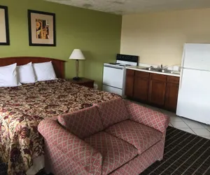 Photo 5 - Kentland Motel