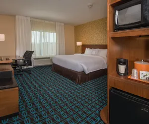 Photo 5 - Fairfield Inn and Suites by Marriott Washington