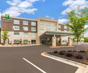 Photo 2 - Holiday Inn Express Villa Rica, an IHG Hotel