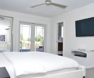 Photo 3 - 2 Bedroom Homes in North Miami by TMG