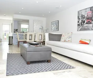 Photo 2 - 2 Bedroom Homes in North Miami by TMG