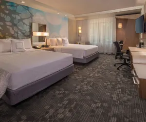 Photo 2 - Courtyard by Marriott Hershey Chocolate Avenue