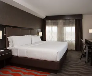 Photo 5 - Holiday Inn Express Springfield Downtown by IHG