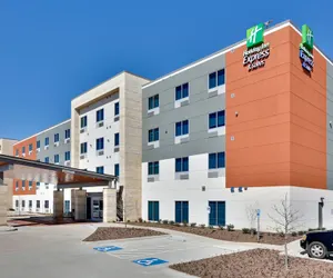 Photo 2 - Holiday Inn Express & Suites Plano East - Richardson, an IHG Hotel