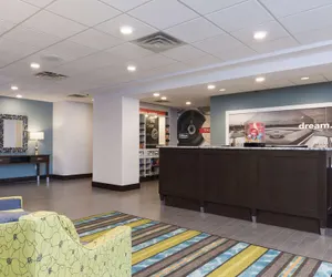 Photo 4 - Hampton Inn Westfield