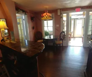 Photo 2 - Island Guest House B&B