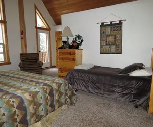 Photo 2 - The Hideaway Lodge