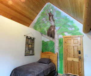 Photo 3 - The Hideaway Lodge