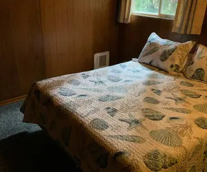 Photo 5 - Curley's Resort & Dive Center