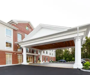 Photo 2 - Holiday Inn Express & Suites Sturbridge, an IHG Hotel