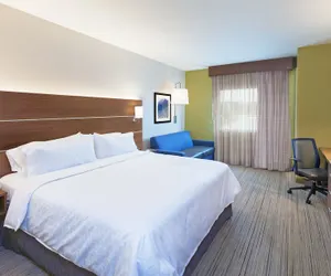Photo 4 - Holiday Inn Express & Suites Lenexa - Overland Park Area, an IHG Hotel