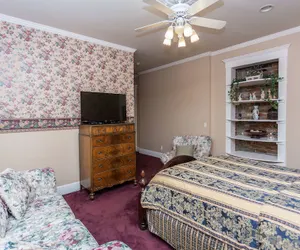 Photo 4 - Whiskey Row Penthouse