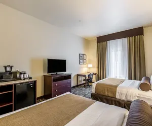 Photo 5 - Cobblestone Inn & Suites at UW Stout Downtown Menomonie