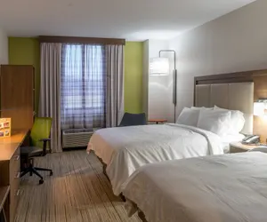 Photo 4 - Holiday Inn Express Grand Island - Niagara Falls by IHG