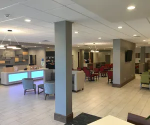 Photo 3 - Holiday Inn Express Grand Island - Niagara Falls by IHG