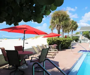 Photo 2 - Miramar Beach Resort