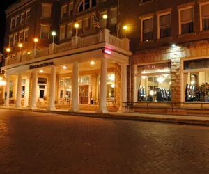 Photo 2 - Historic Franklin Hotel