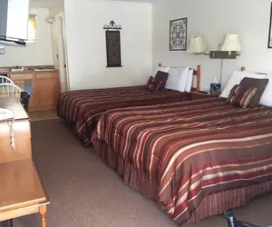 Photo 3 - The Sandpiper Beachfront Motel
