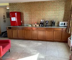 Photo 4 - Columbus Motel