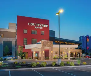 Photo 2 - Courtyard by Marriott Niagara Falls USA