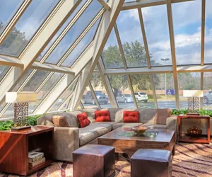 Photo 4 - Hilton Houston Westchase
