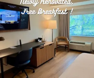 Photo 2 - Fairfield Inn by Marriott Sacramento Cal Expo