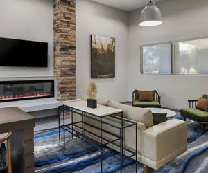 Photo 5 - Fairfield Inn by Marriott Sacramento Cal Expo