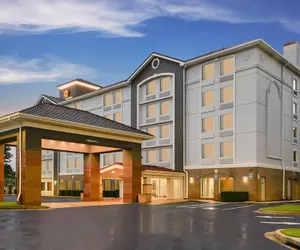 Photo 2 - La Quinta Inn & Suites by Wyndham Atlanta Douglasville