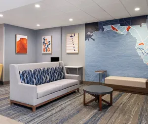 Photo 3 - Holiday Inn Express St. Petersburg North (I-275) by IHG