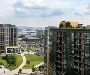 Photo 2 - Courtyard by Marriott Washington Capitol Hill/Navy Yard