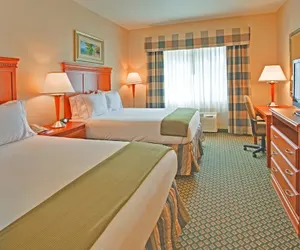 Photo 5 - Holiday Inn Express & Suites Rancho Cucamonga, an IHG Hotel