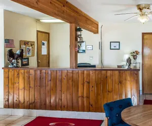 Photo 5 - Econo Lodge
