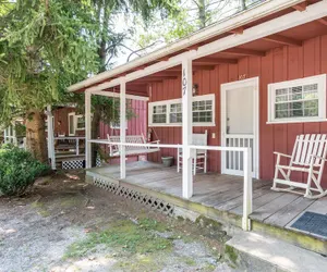 Photo 2 - Highland Lake Inn & Resort