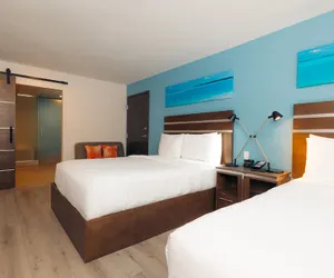 Photo 5 - The Cove Hotel, Long Beach
