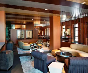 Photo 4 - The Highland Dallas, Curio Collection by Hilton