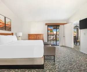 Photo 2 - Riviera Oaks Resort