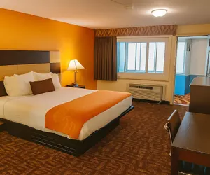 Photo 2 - Eastern Inn
