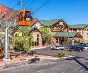 Photo 2 - Hotel Glenwood Springs
