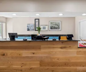 Photo 5 - Country Inn & Suites by Radisson, Charleston North, SC