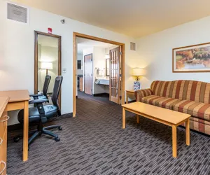 Photo 5 - AmericInn by Wyndham Belle Fourche