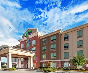 Photo 2 - Holiday Inn Express & Suites Shreveport South Park Plaza, an IHG Hotel