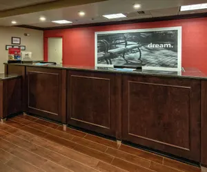 Photo 5 - Hampton Inn Cambridge