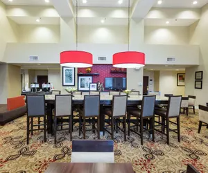 Photo 4 - Hampton Inn Suites Jacksonville Airport