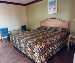 Photo 5 - Sunstar Inn